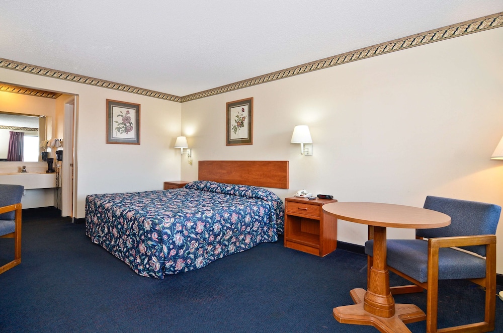 Residential Suites Grain Valley by Hotel O I 70 7/14