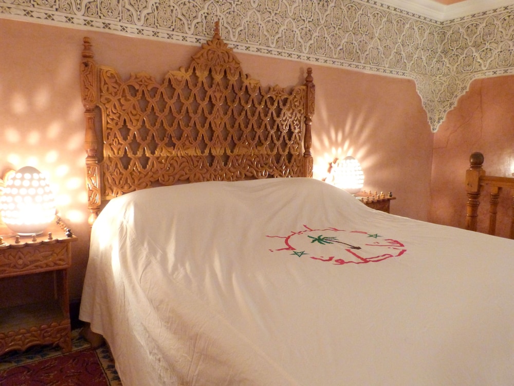 RIAD HABIB 10/42