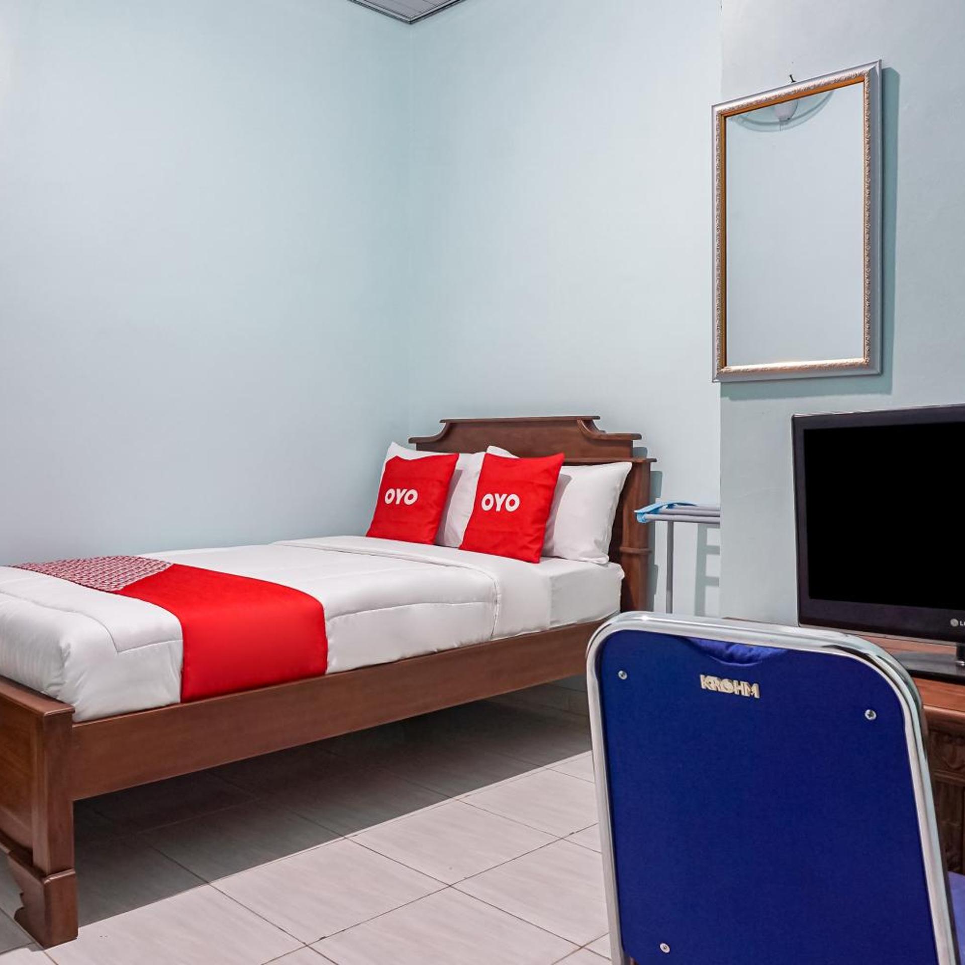 Hotel O Guest House Riharti Syariah 17/43