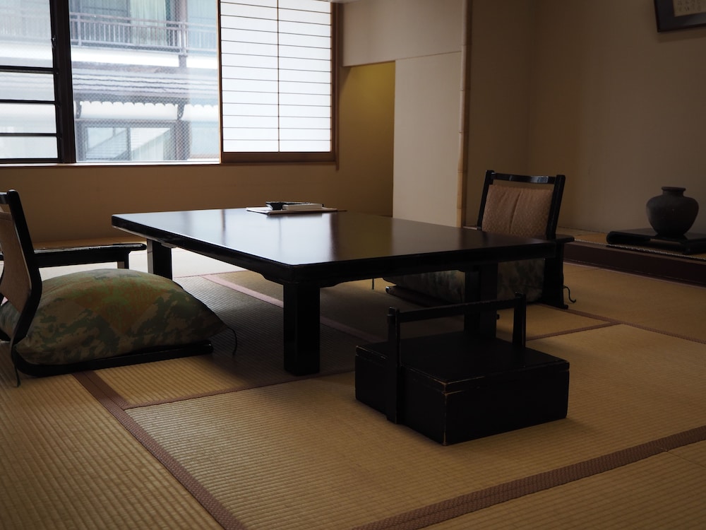 KUSATSU ONSEN OSAKAYA 42/65