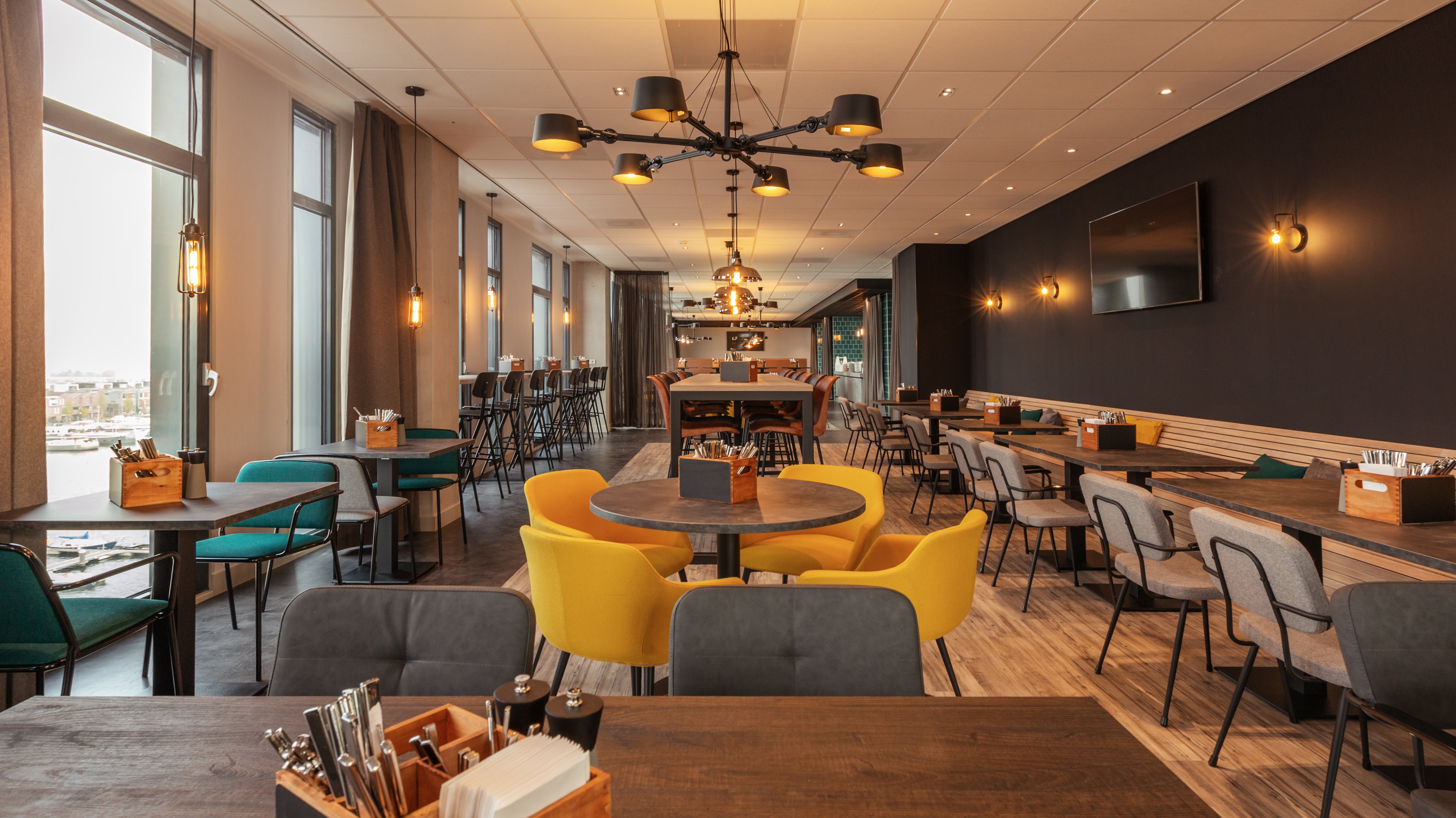 Holiday Inn - the niu, Fender Amsterdam by IHG 51/64