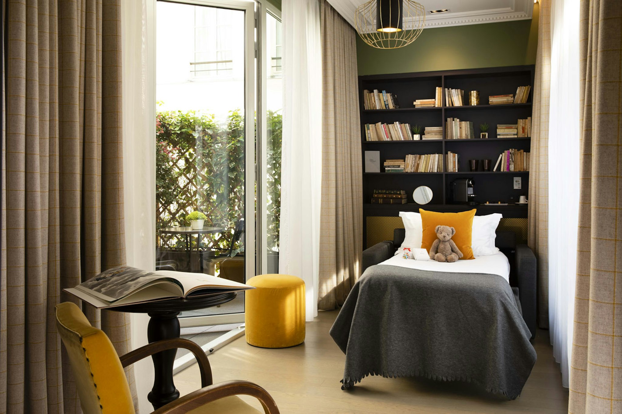 Hotel Monsieur 13/64