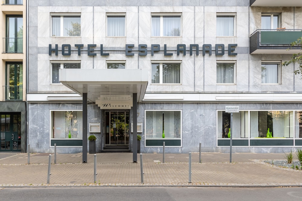 Trip Inn Hotel Esplanade 1/71