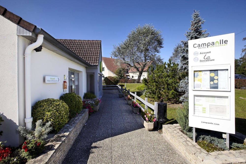 CAMPANILE MONTBELIARD - SOCHAUX 19/27