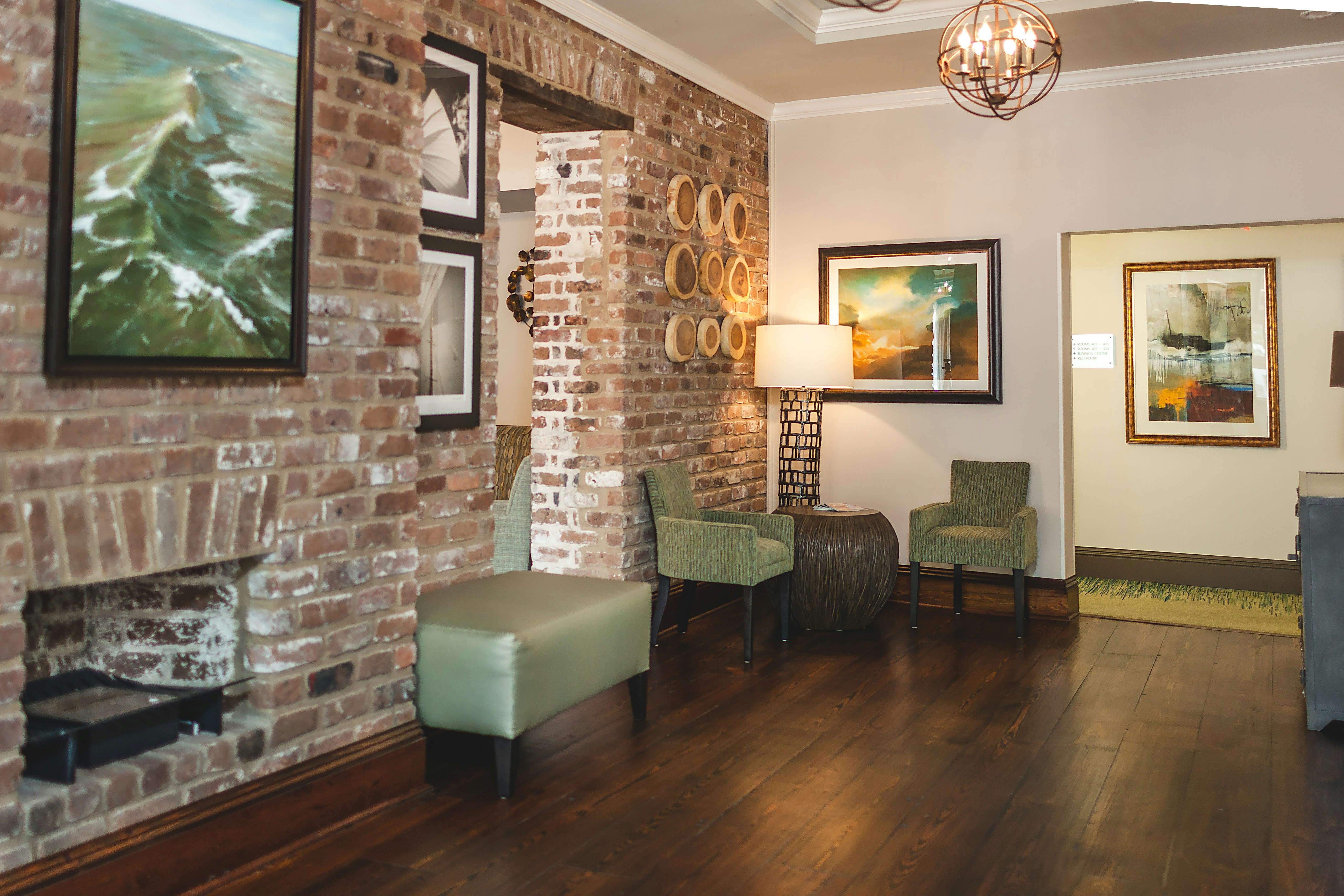 The Cotton Sail Hotel Savannah, Tapestry Collection by Hilton 33/45