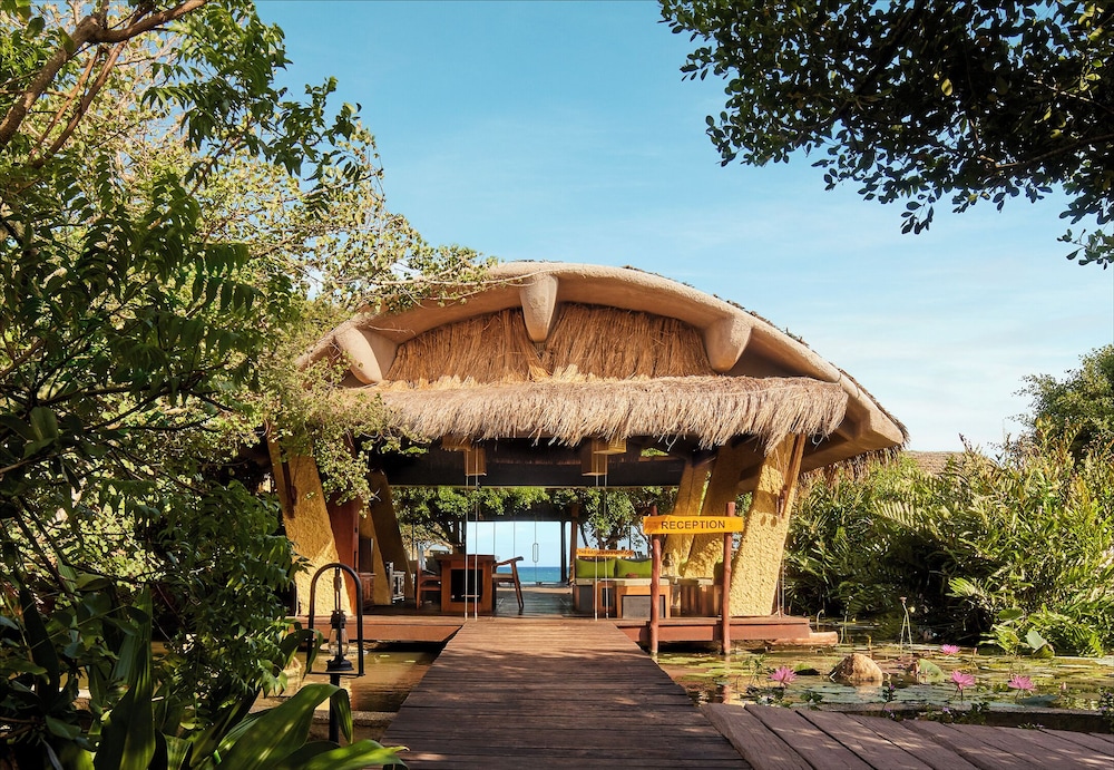Uga Chena Huts in PALATUPANA