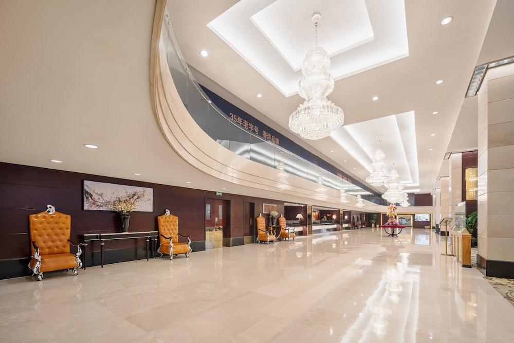 Century Plaza 6/48