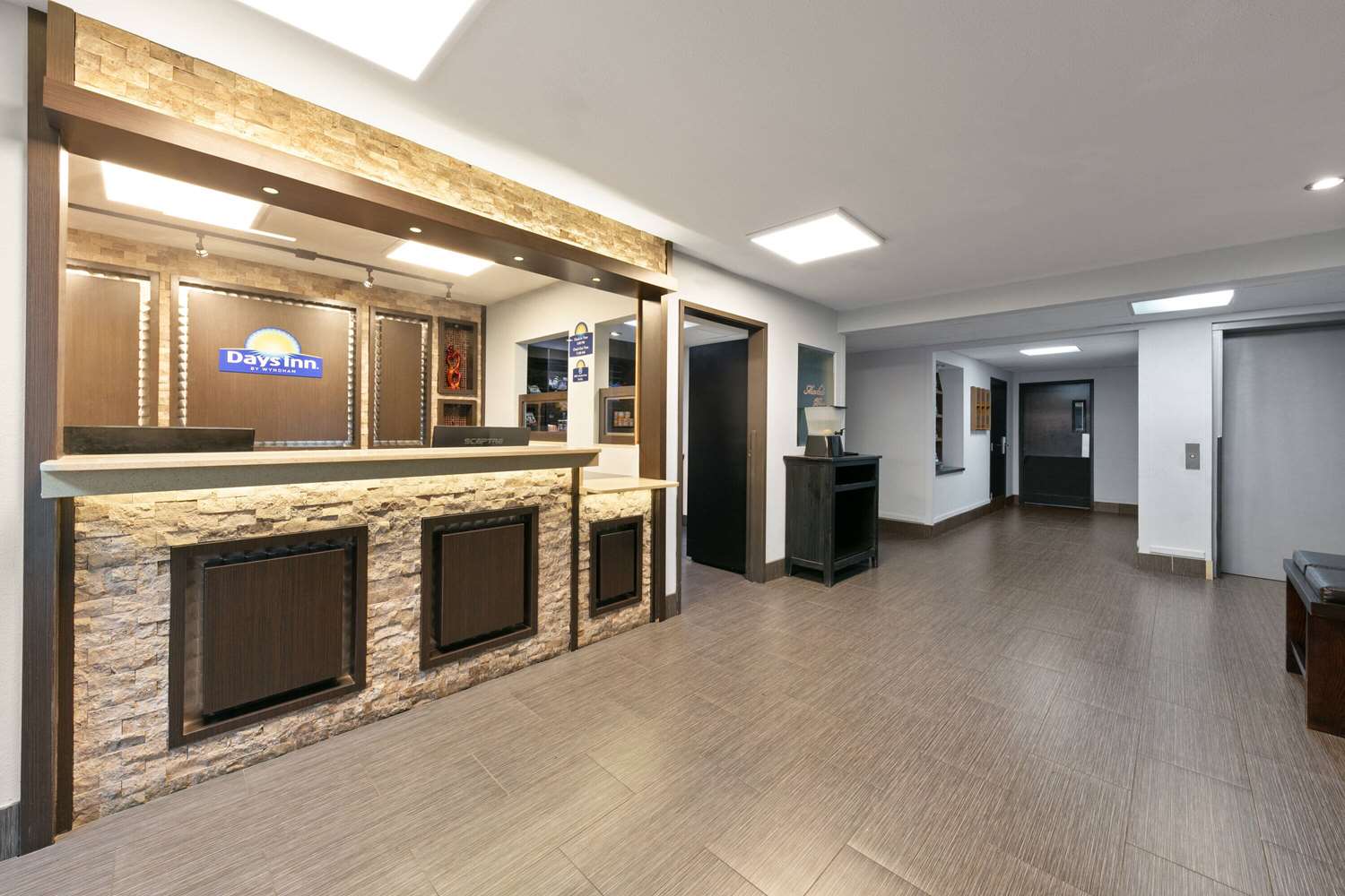 Days Inn by Wyndham Fort Smith 9/29