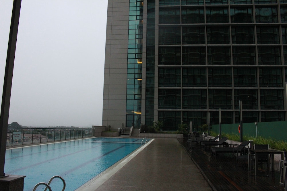 Imperial Suites Serviced Apartment 48/50