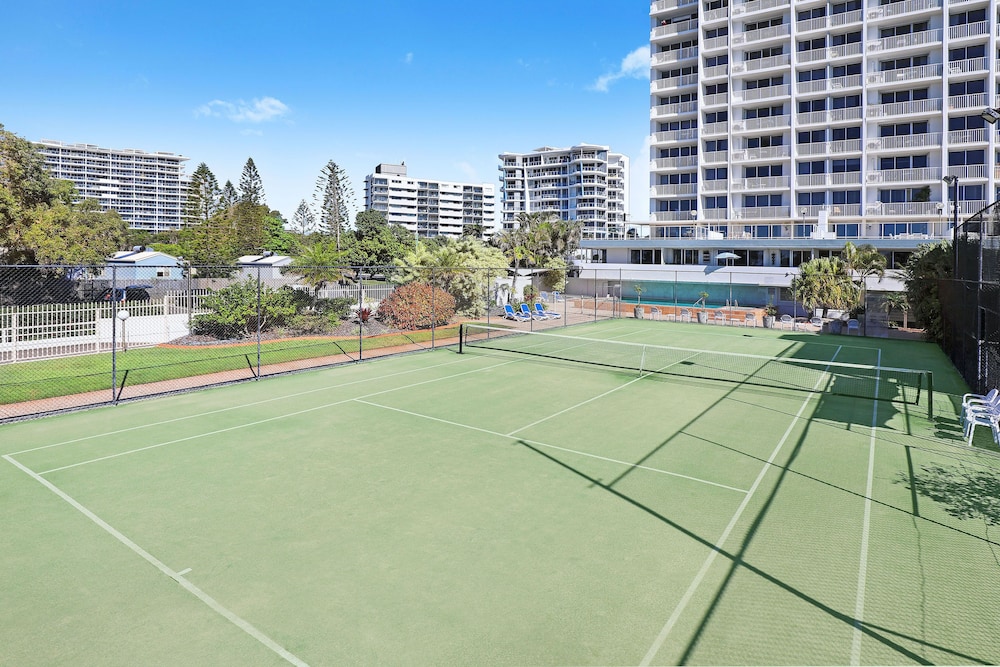 ELOUERA TOWER BEACHFRONT APARTMENTS 35/69
