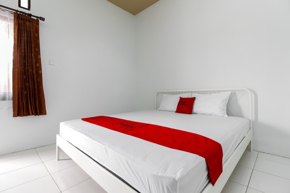 Reddoorz Jagakarsa 2 5/48