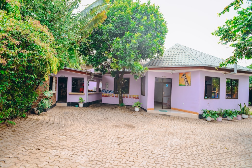 Arusha Giraffe Lodge 44/50
