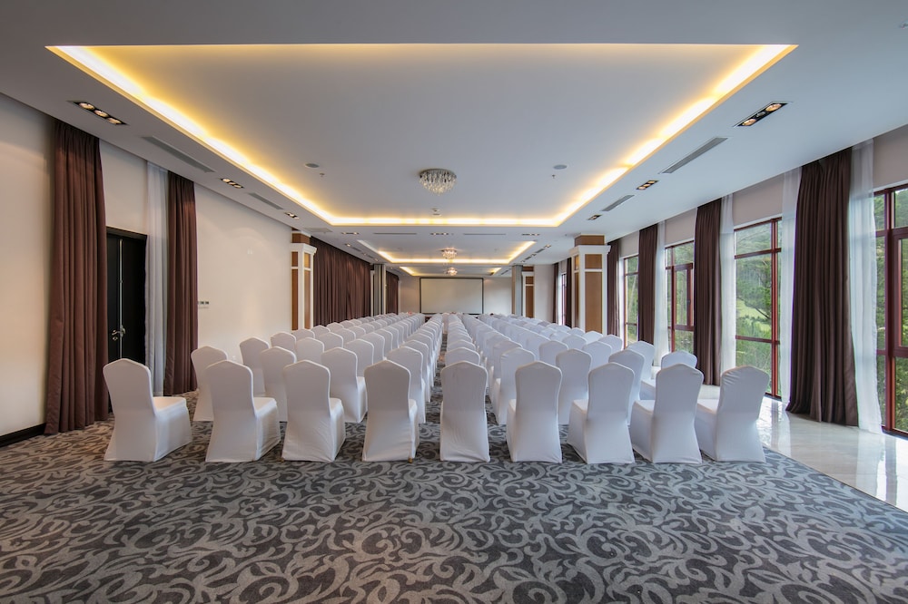 Swiss-Belresort Tuyen Lam Dalat 65/76