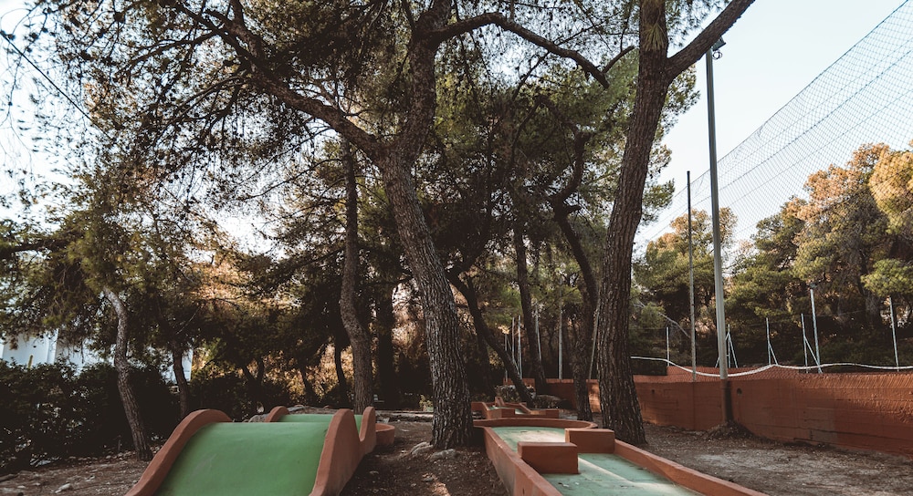 Apollo Resort 59/63