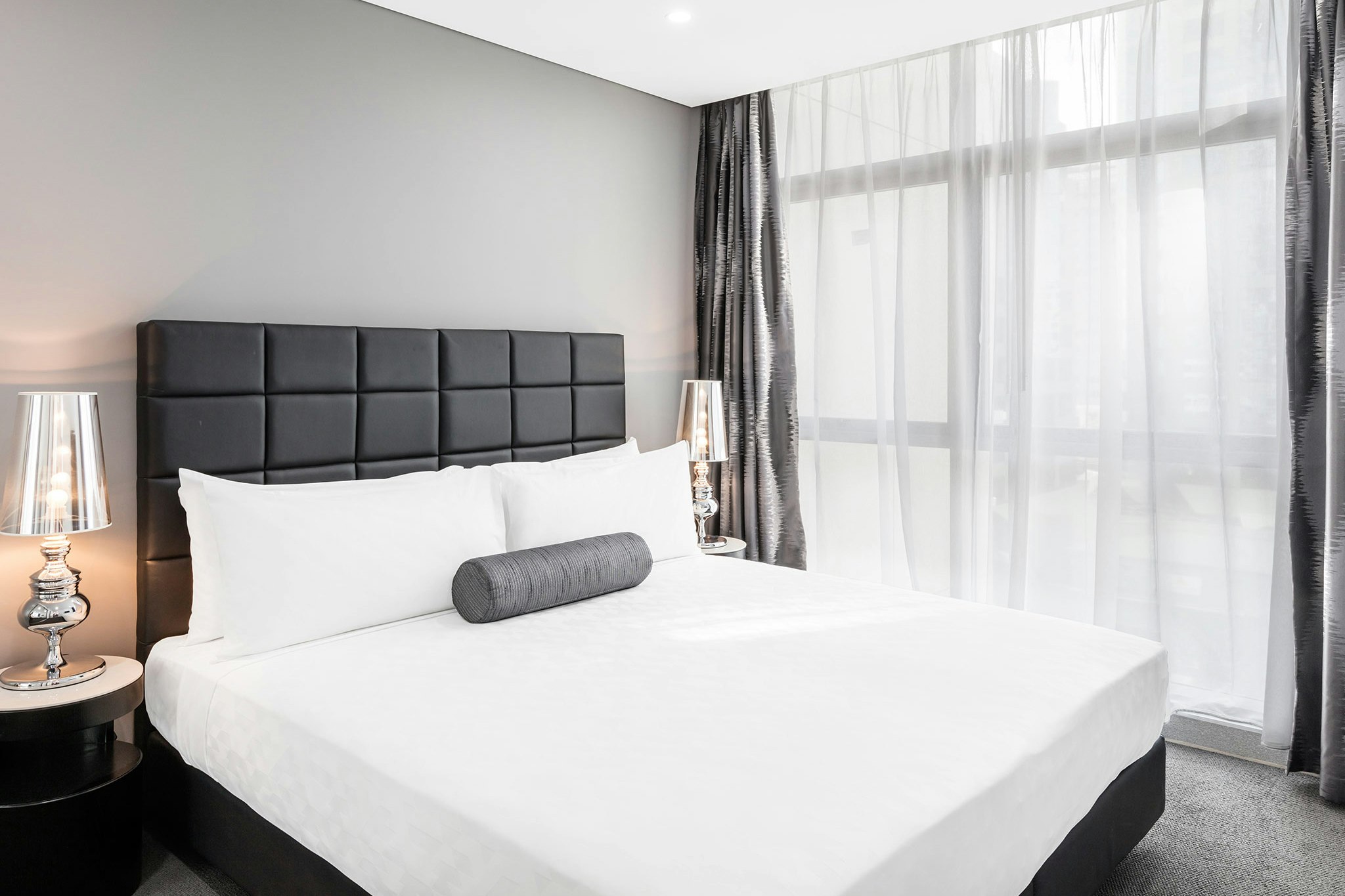 Meriton Suites Chatswood 7/21