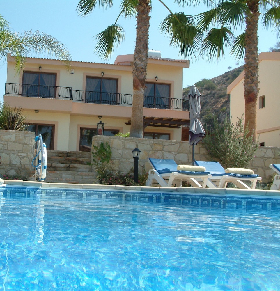 Vineland Holiday Villas 4/48
