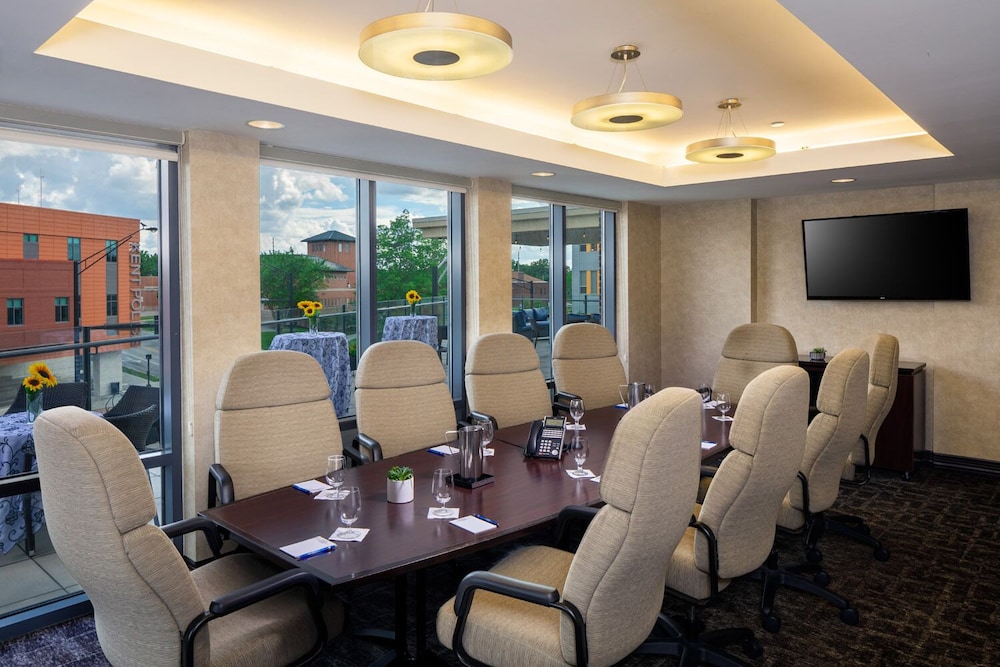 Kent State University Hotel and Conference Center 25/31