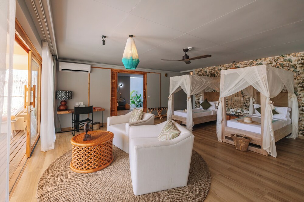 3 BEDROOMS, PALACE, SULTAN, PRIVATE POOL