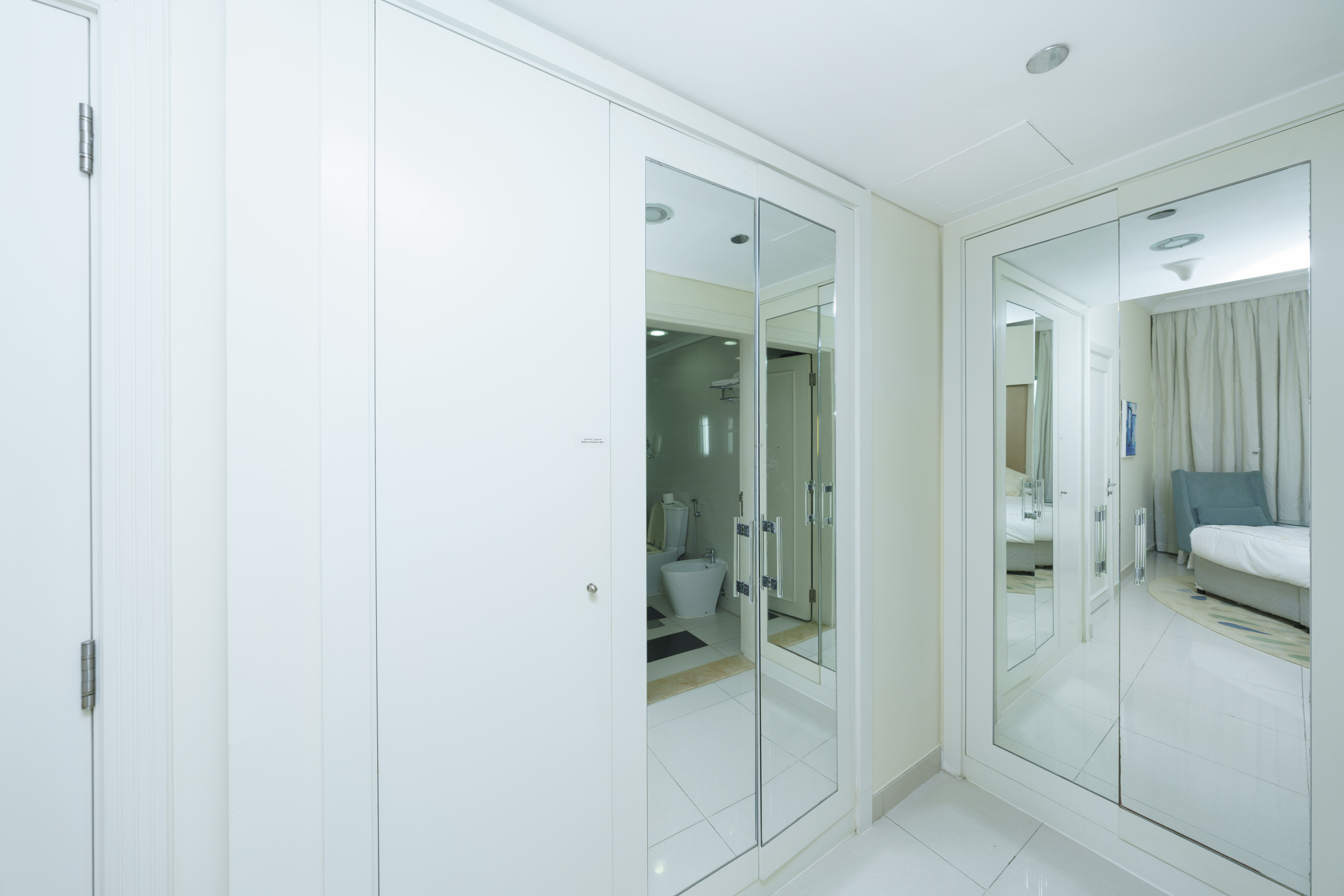 Damac Maison Mall Street 44/44