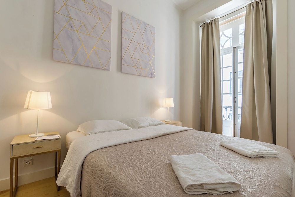 Santa Justa Prime Guesthouse 17/50