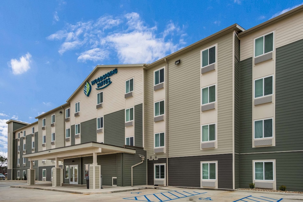 WoodSpring Suites Sulphur - Lake Charles 13/18