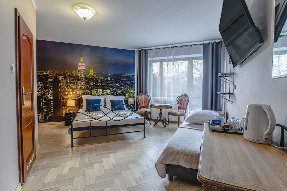 Royal Residence 19/50