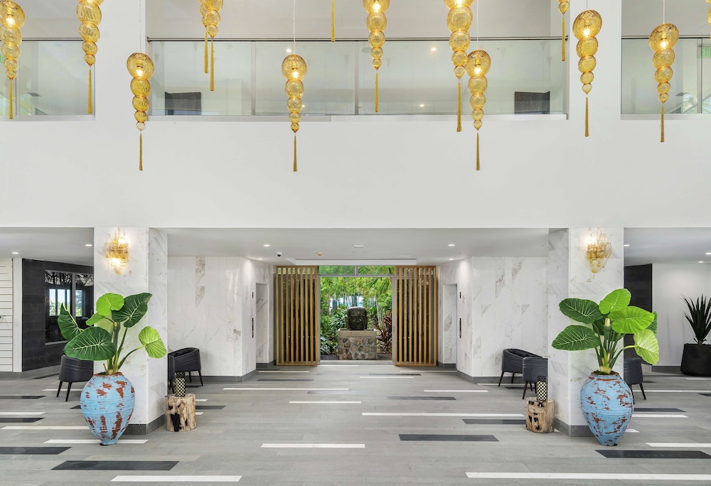 Koi Resort Saint Kitts Curio Collection By Hilton 32/73