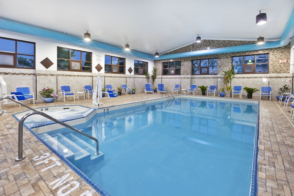 Candlewood Suites Grand Rapids Airport, an IHG Hotel 1/53