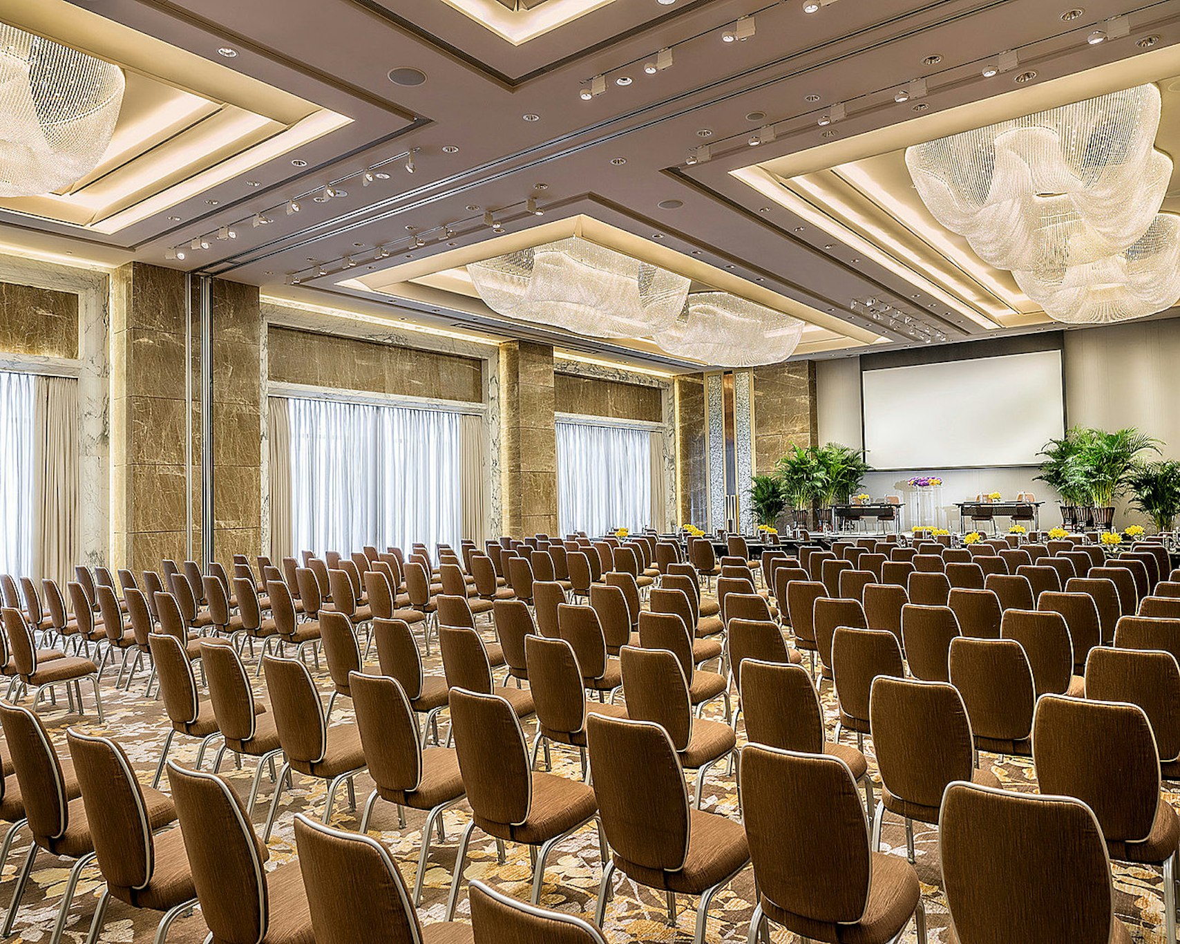 Four Seasons Hotel Shenzhen 50/56