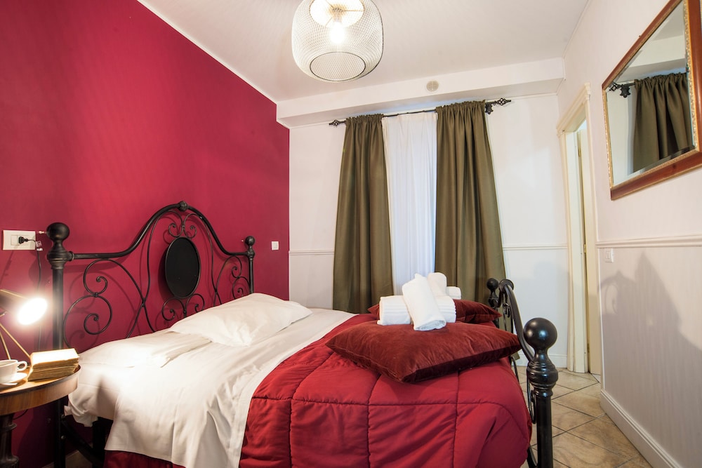 Colosseum Bed & Breakfast 35/62