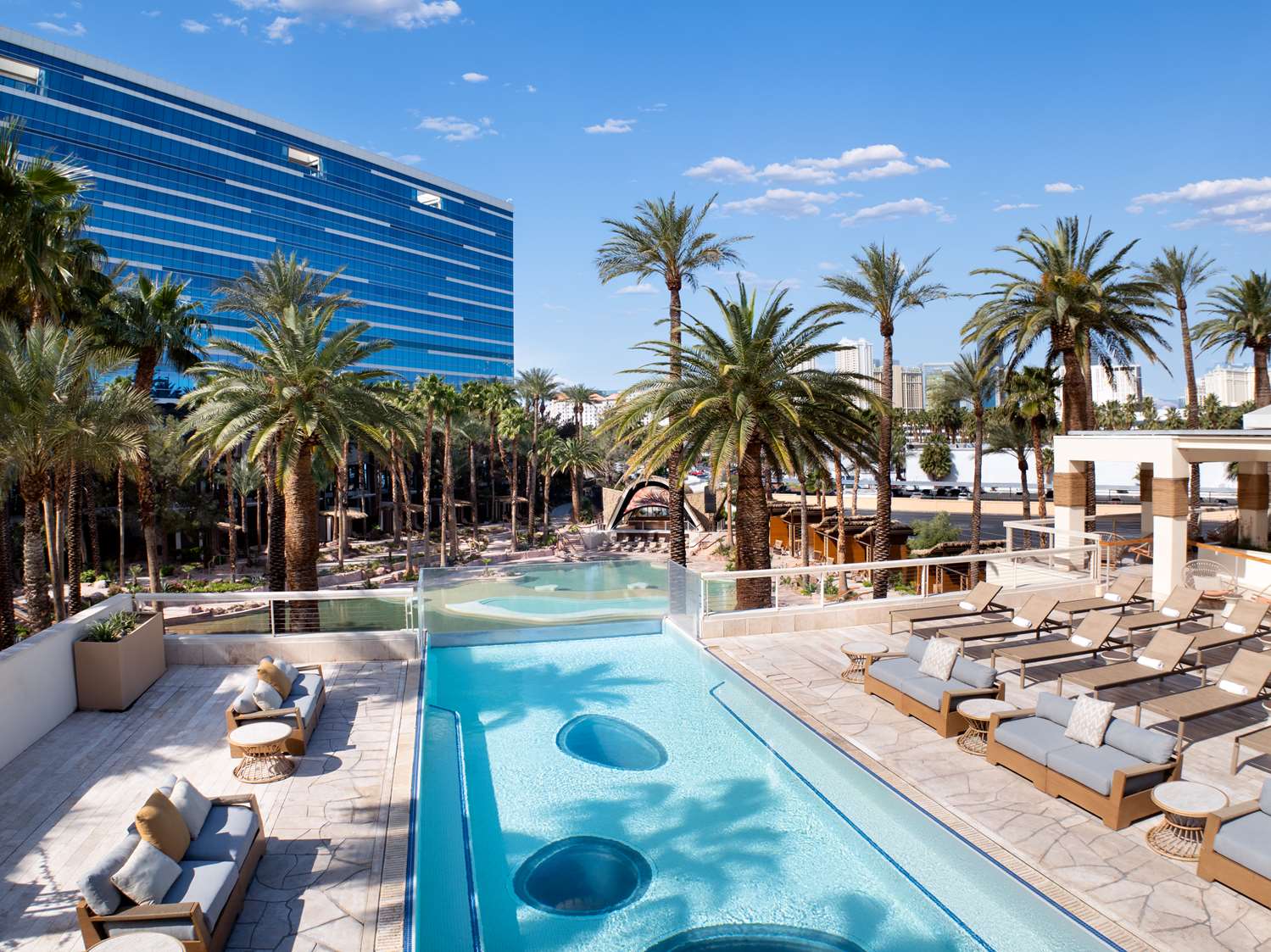 swimming pool spa