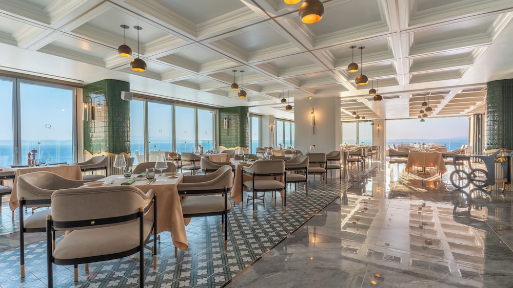 Qlusive Hotel 29/50