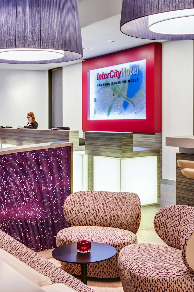 Intercityhotel Hamburg Dammtor 32/59