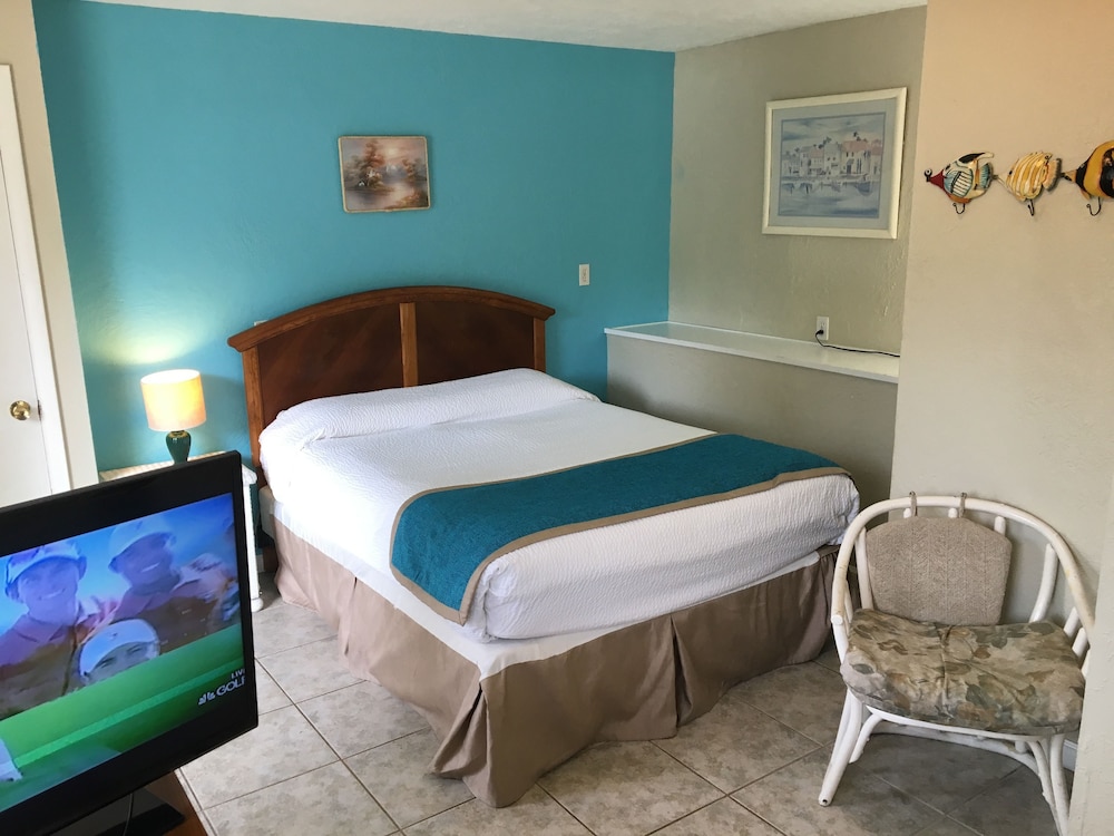 The Pelican Key Largo Cottages 27/76