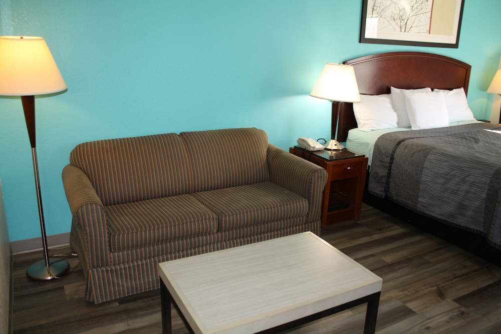 Executive Inn and Suites Wichita Falls 24/44