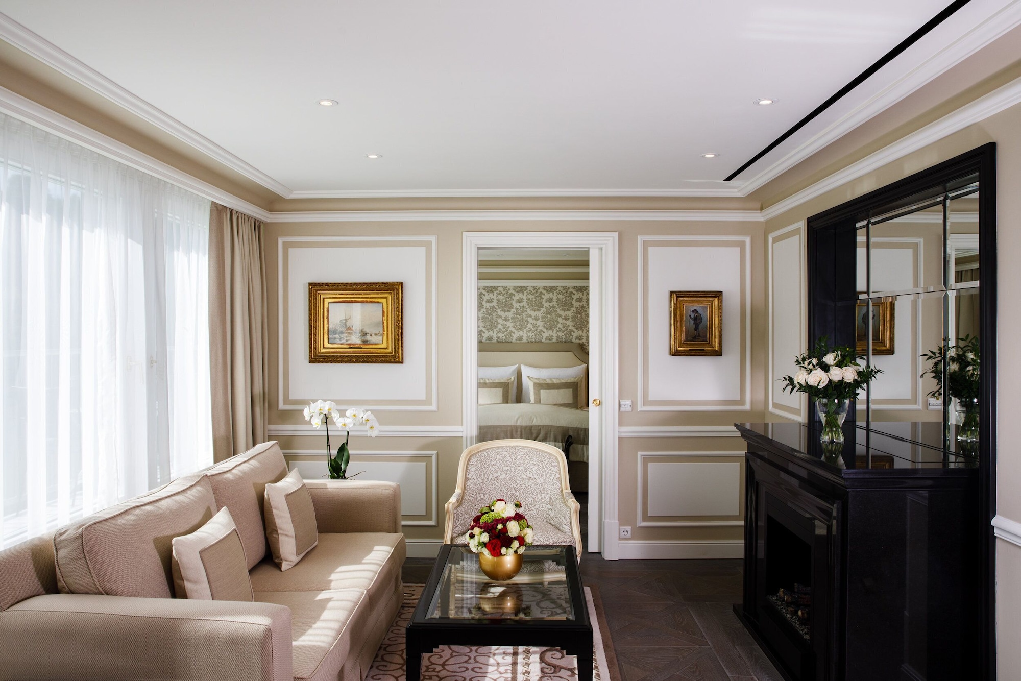 جناح سيغنتشر، Hotel Sacher Salzburg 5/7