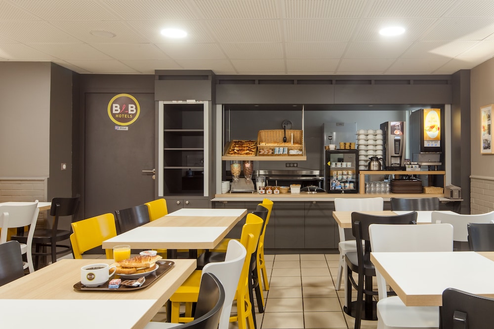 B&B HOTEL Louveciennes 43/56