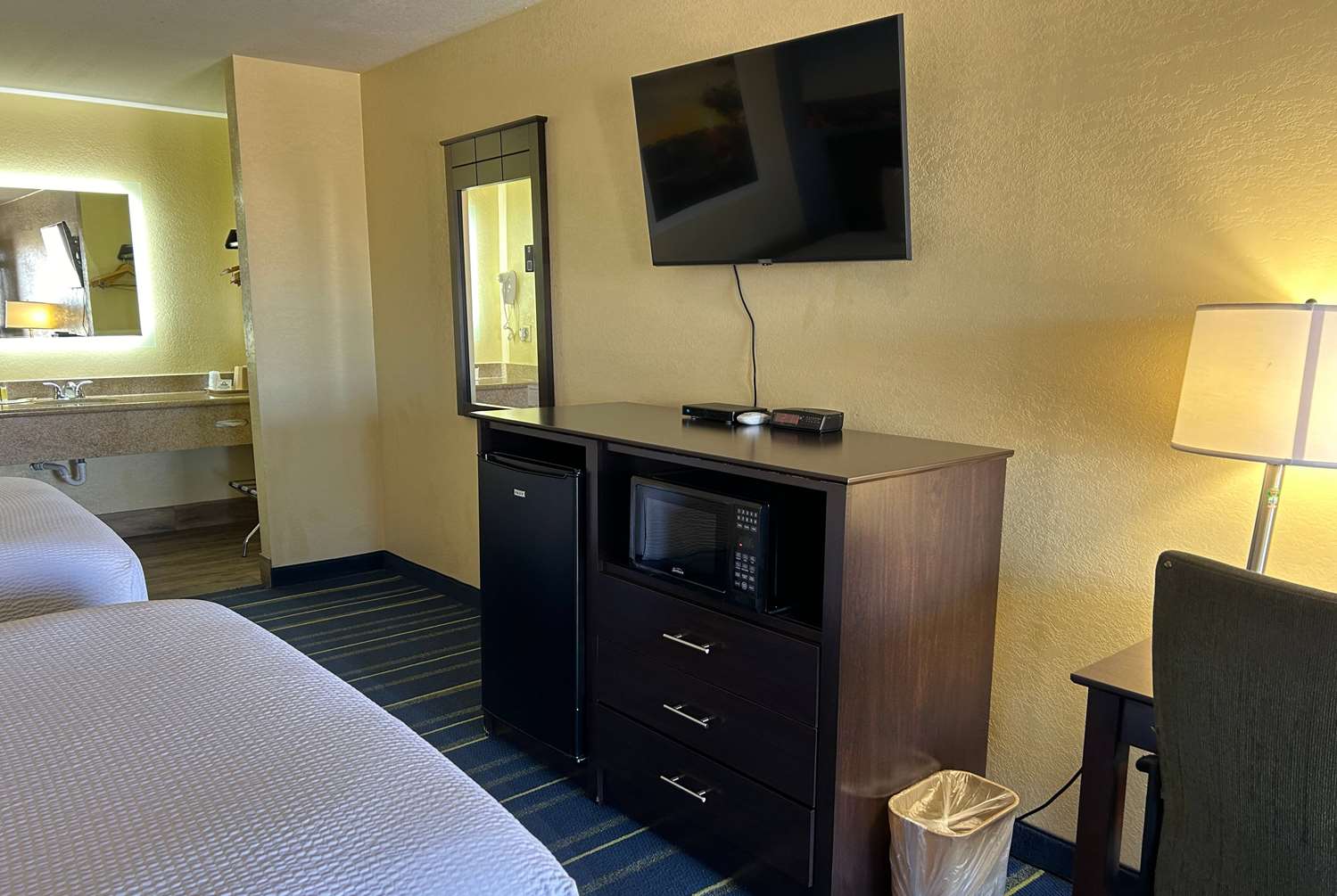 Days Inn By Wyndham Holbrook 11/45