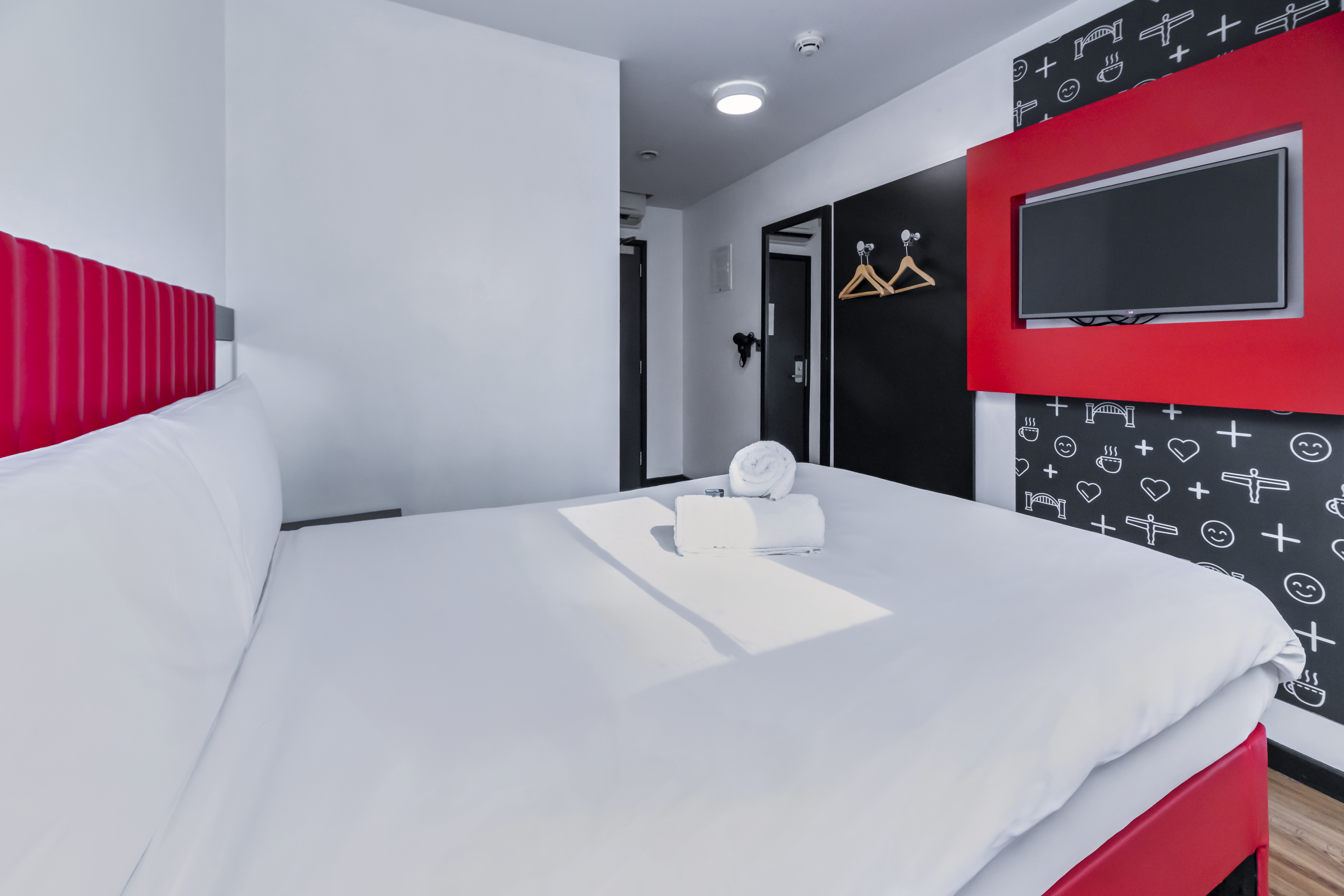 غرفة قياسية بسرير مزدوج، easyHotel Newcastle City Centre 4/7