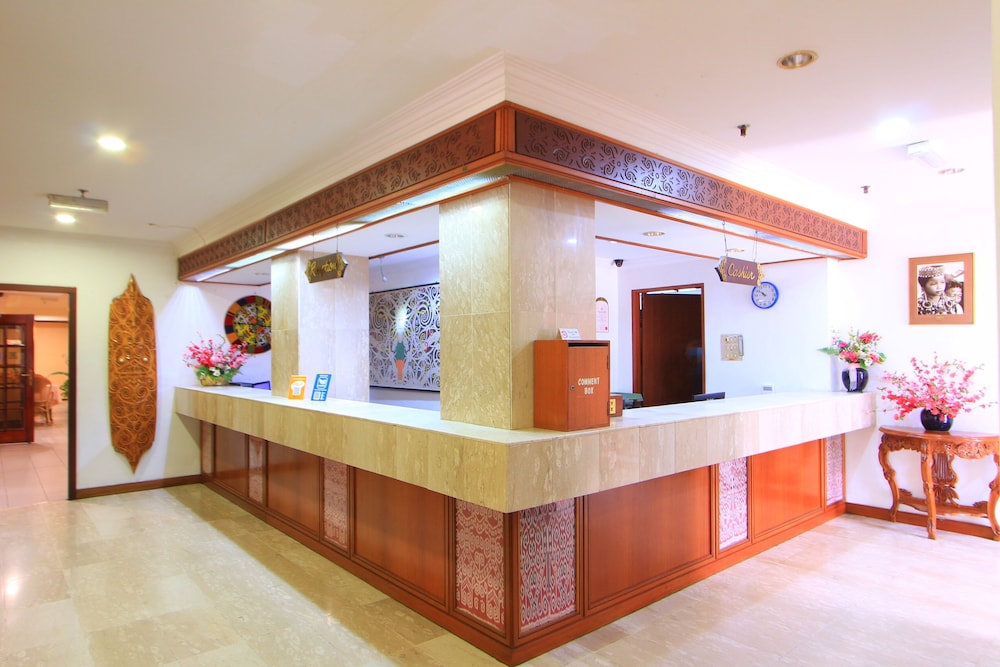 Telang Usan Hotel 8/44
