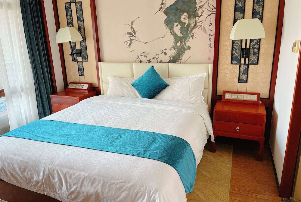 Ramada by Wyndham Wanning Resort 4/15