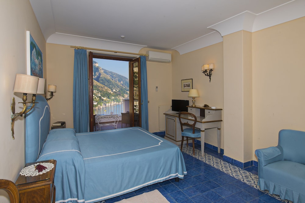 Room, Triple, 3 Beds, Sea View, French Balcony، Hotel Casa Albertina 3/10
