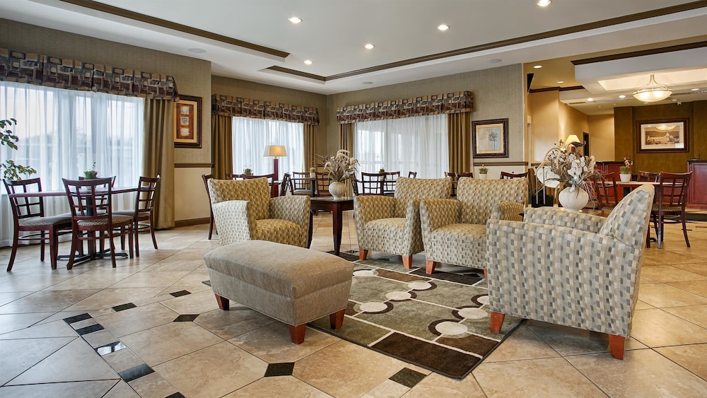 Best Western Plus Montezuma Inn & Suites 20/24