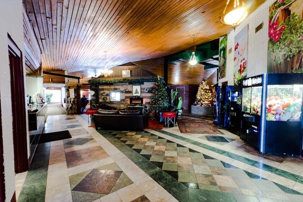 Vegreville Garden Inn 5/48