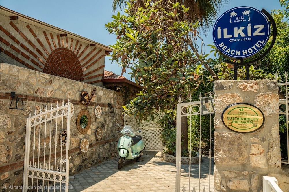 Ilkiz Beach Hotel 10/50