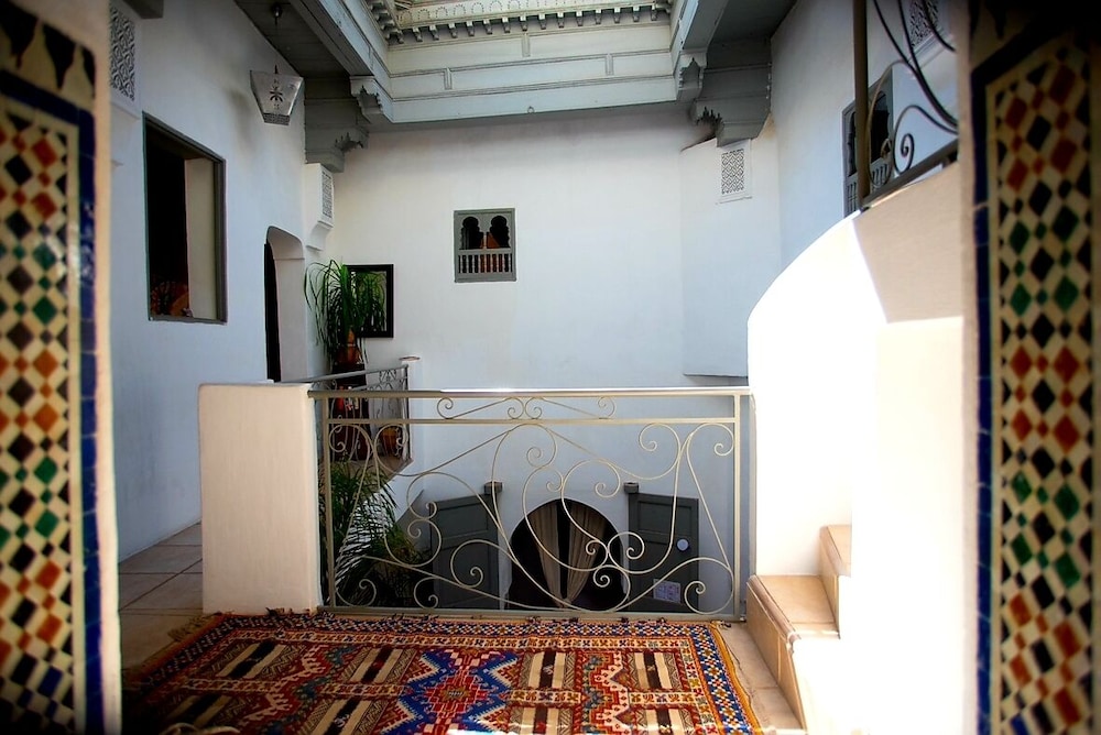 Riad Safir 38/49