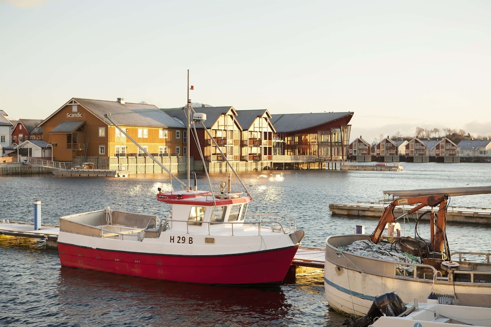 Scandic Svolvaer 45/50