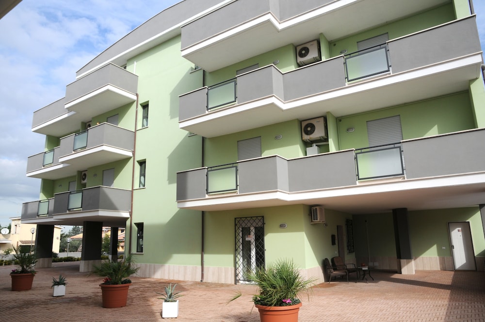 Isa Fiumicino Airport Residence 3/50