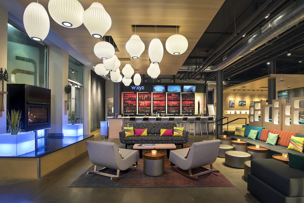 Aloft Buffalo Airport 17/27
