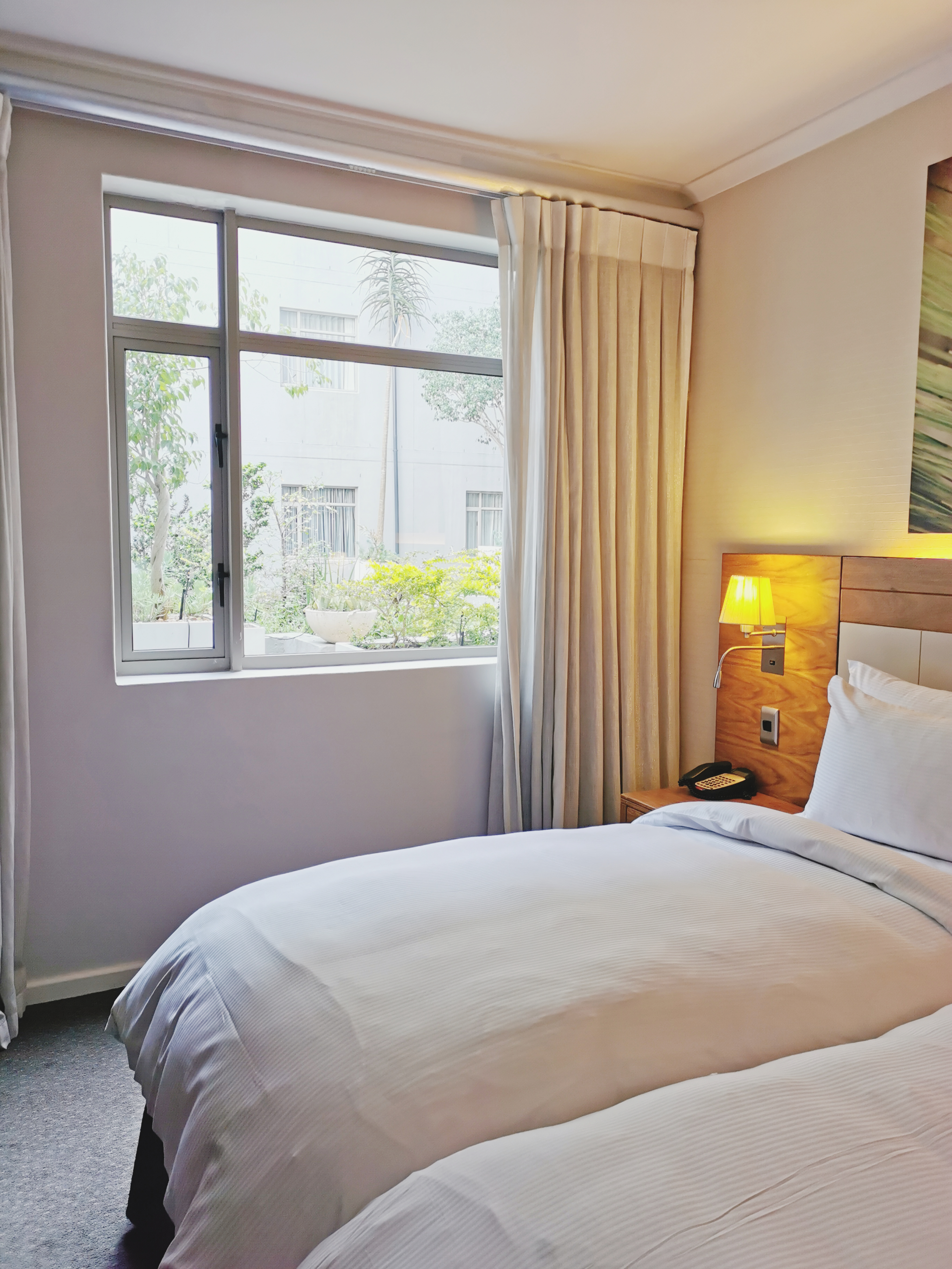 Deluxe, Twin beds